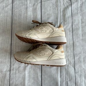 Saucony Shadow 6000 Tan men’s size 11.5